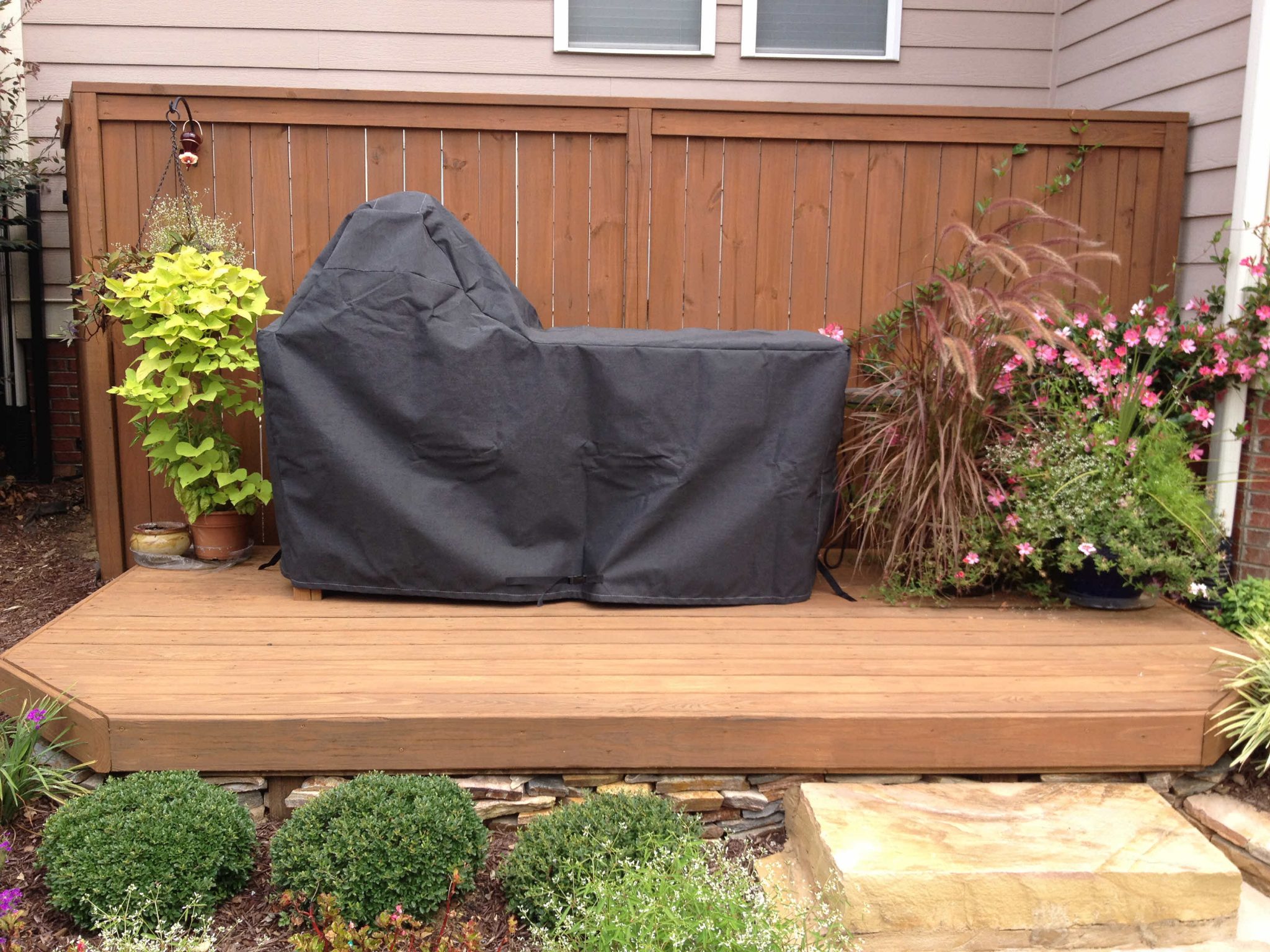 Custom BGE Grill Cover