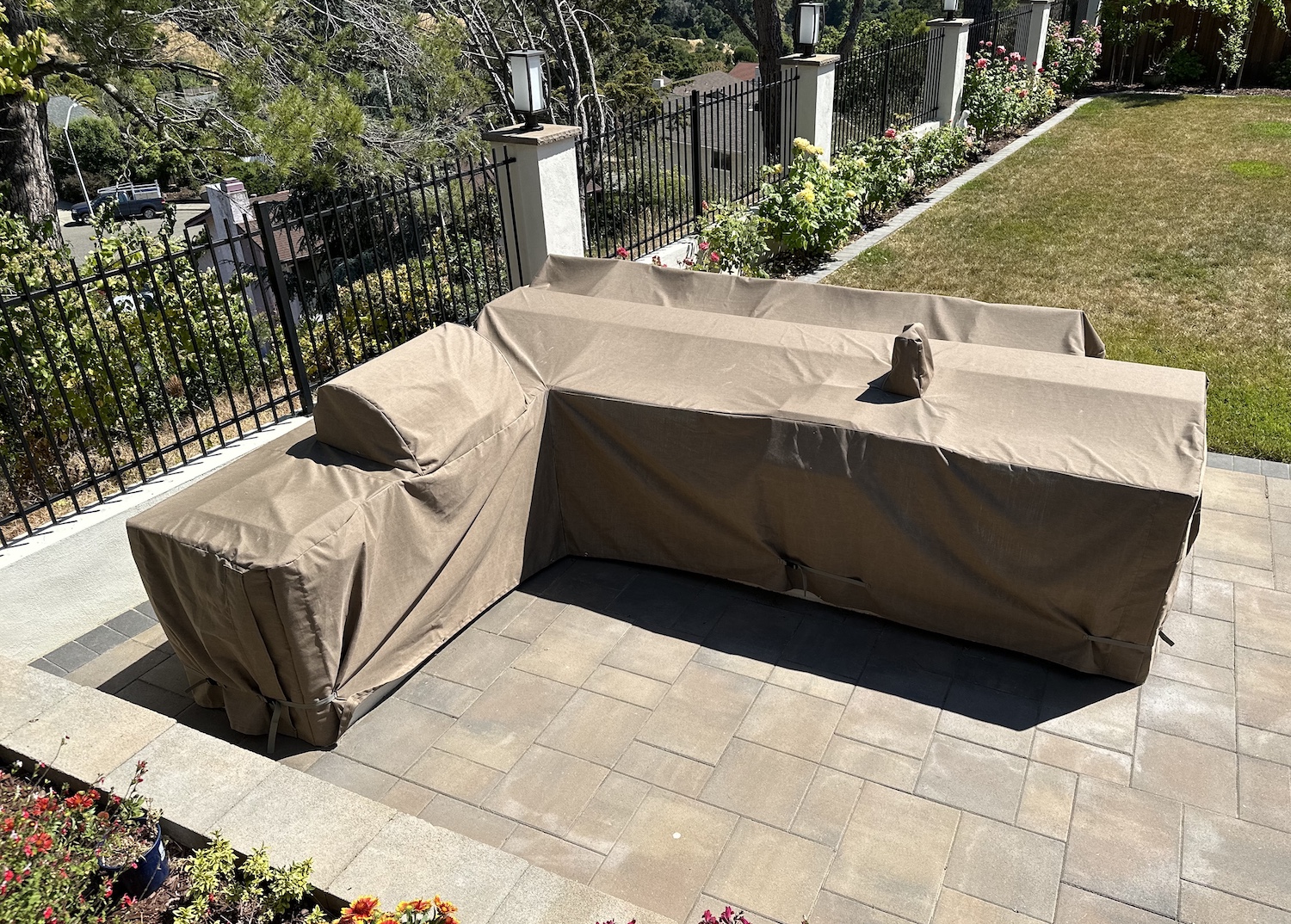 L-Shaped island with custom cover